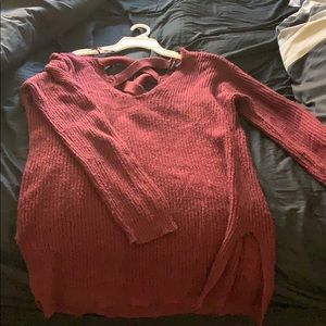 Criss-cross back long sleeve